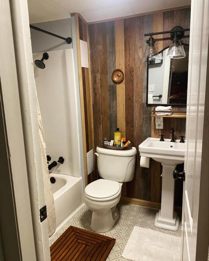 Appartamento Boho-Chic Retreat - Unit 3 Bloomington Esterno foto